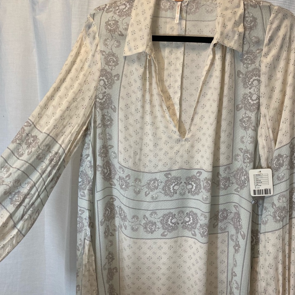 Free People Changing Times Print Tunic in White/Blue - Picture 10 of 10